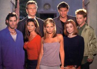 /album/buffy-the-vampire-slayer-/cast-buffy-the-vampire-slayer-2251058-500-356-jpg/